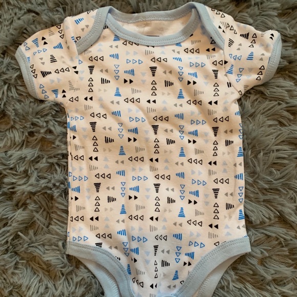 3 piece sleeper set (0-3 months) - Picture 3 of 6